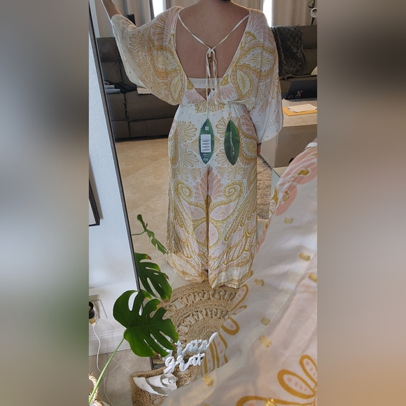 Farm Rio Pants - Picture 2 of 3